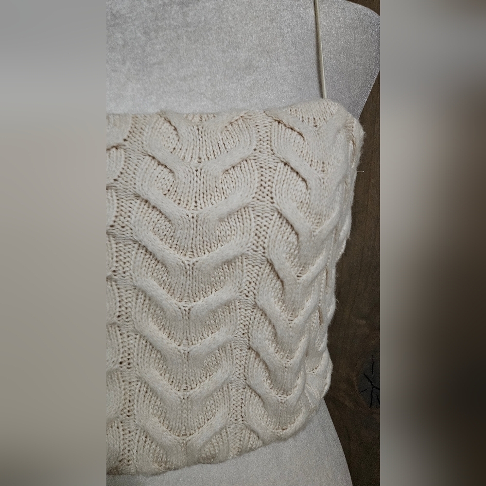 ZARA Cable Knit Cropped Stretch Sleeveless Top In Cream. Size Medium NWT - Picture 9 of 15